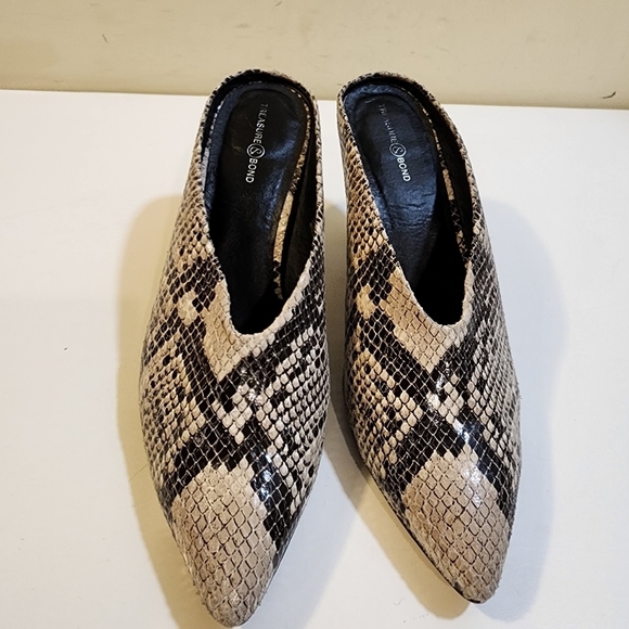 Treasure and Bond snake  Print heeled Mule size 8 1/2 - Picture 5 of 12